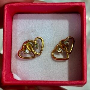 Vintage Gold tone Heart-Shaped stud Earrings